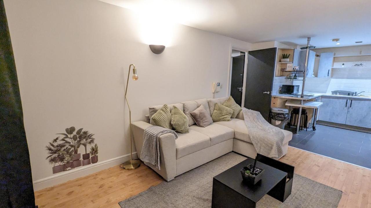 Jpg Theatre Suite - High Floor Mcr Luxe Apartment W Balcony Canal Views مانشستر المظهر الخارجي الصورة
